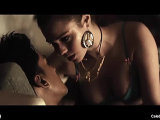 Babak selebriti bogel Kaya Scodelario Off colour Lingerie Dan Photograph erotik